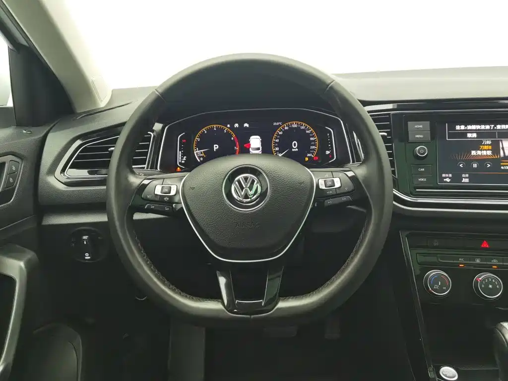 Volkswagen T-Roc 2020 — фото 11
