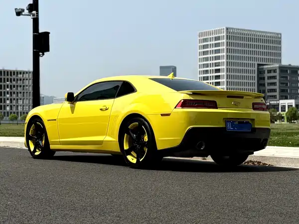 Chevrolet Camaro 2015