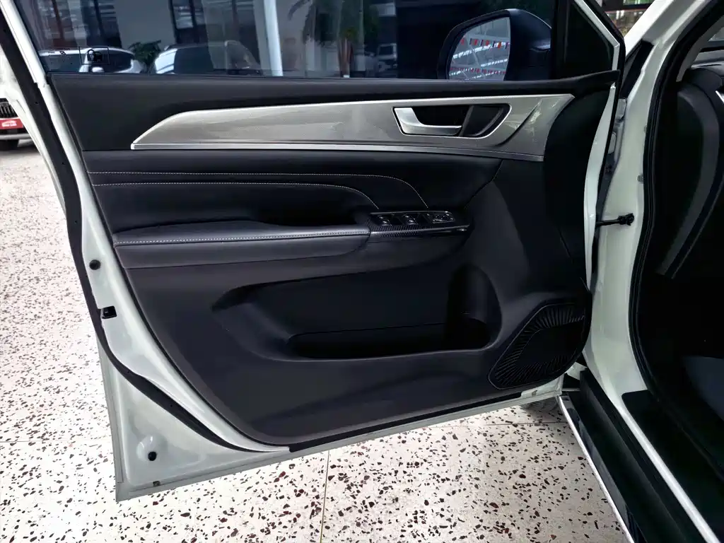 Haval M6 2022 — фото 13