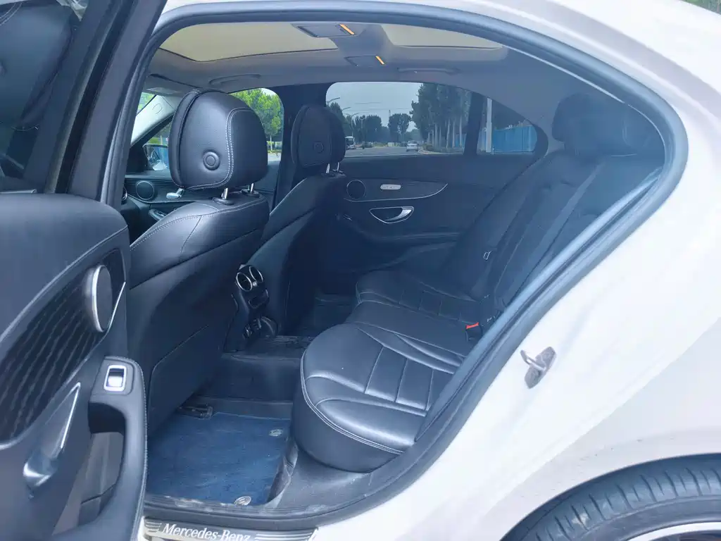Mercedes-Benz C-Class 2021