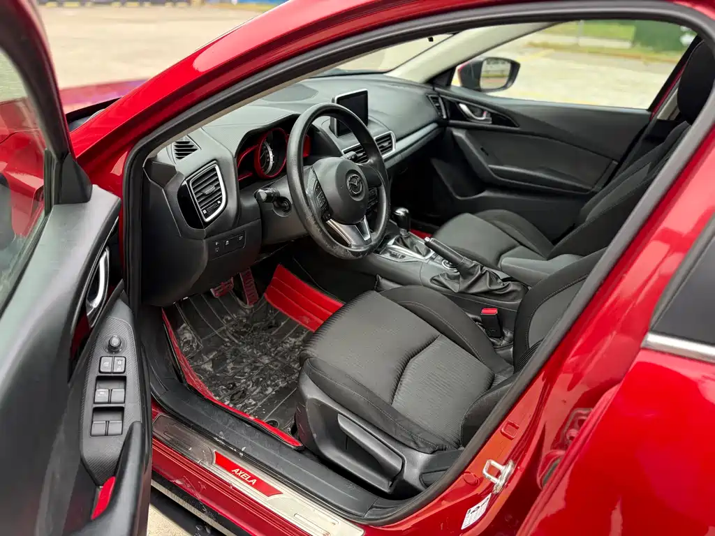 Mazda 3 Axela 2014 — фото 17