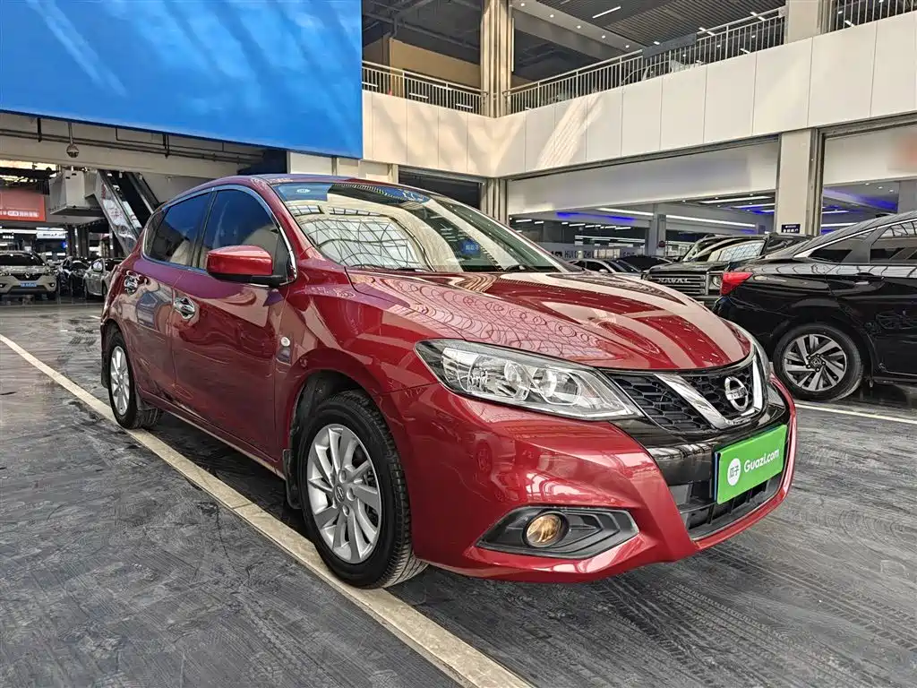Nissan Tiida 2018 — фото 8