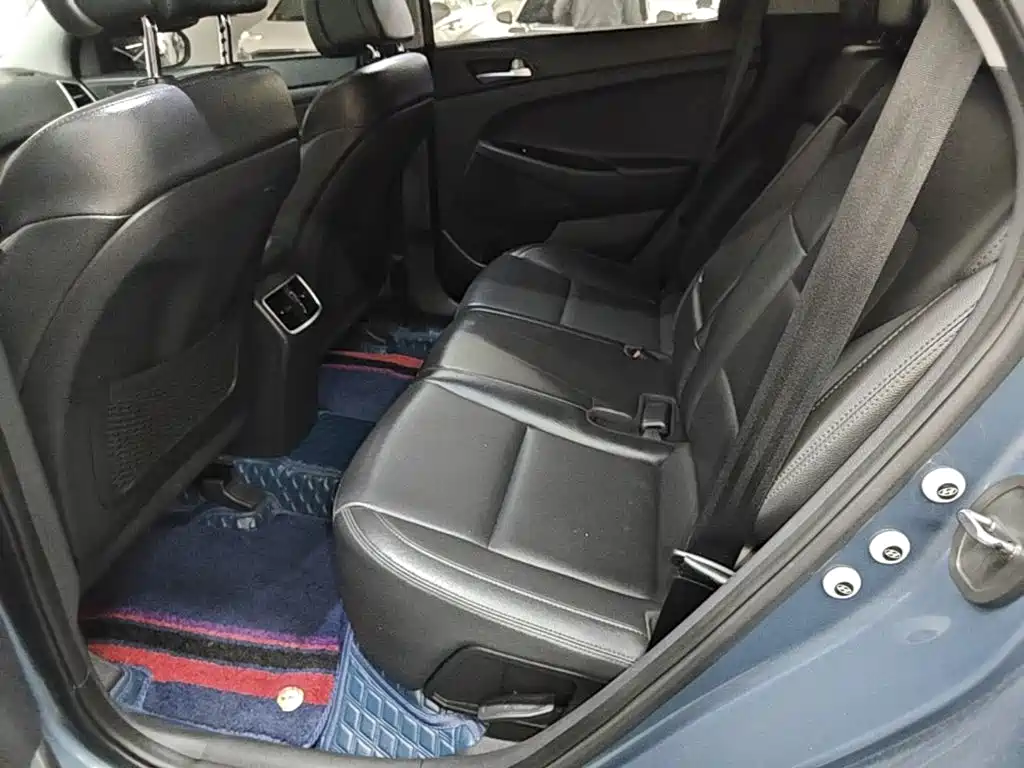 Hyundai Tucson 2016 — фото 17