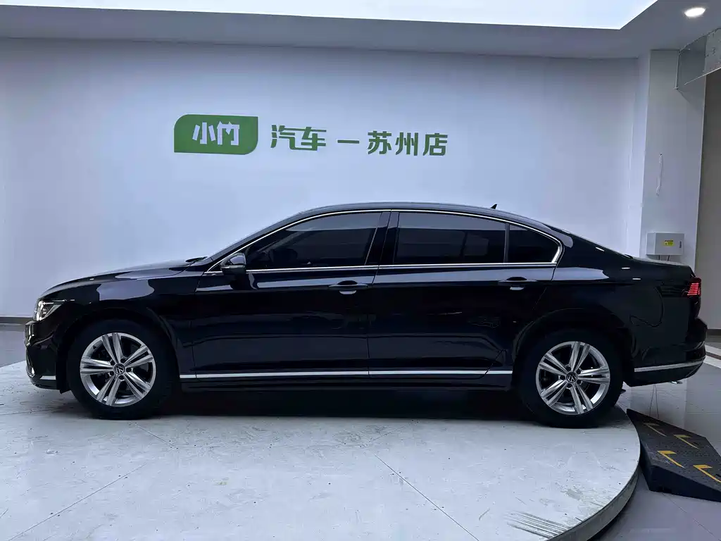 Volkswagen Magotan 2024