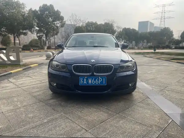 BMW 3 Series 2010