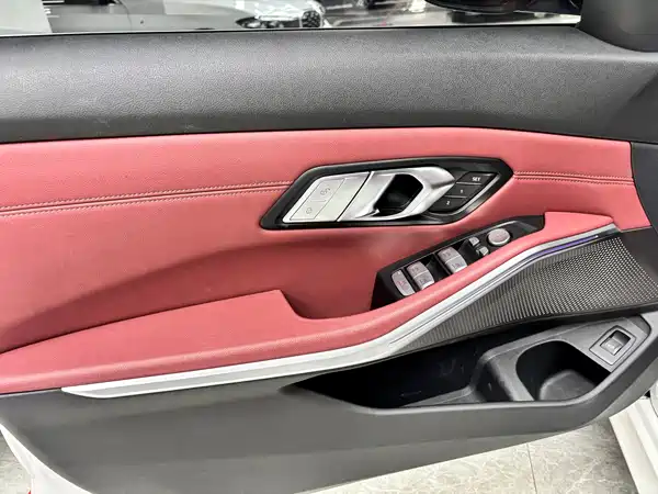 BMW 3 Series 2021