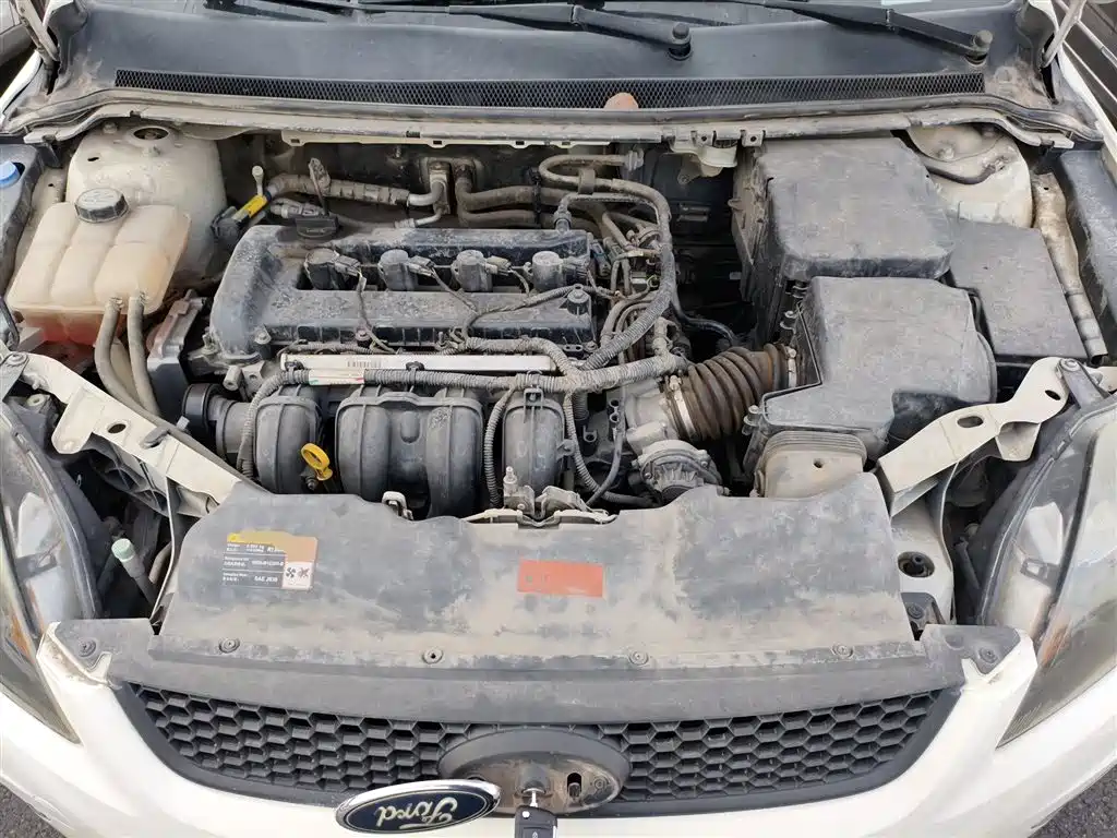 Ford Focus 2014 — фото 11