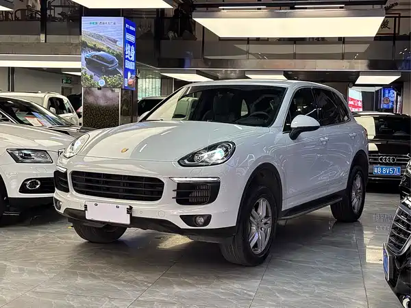 Porsche Cayenne 2016