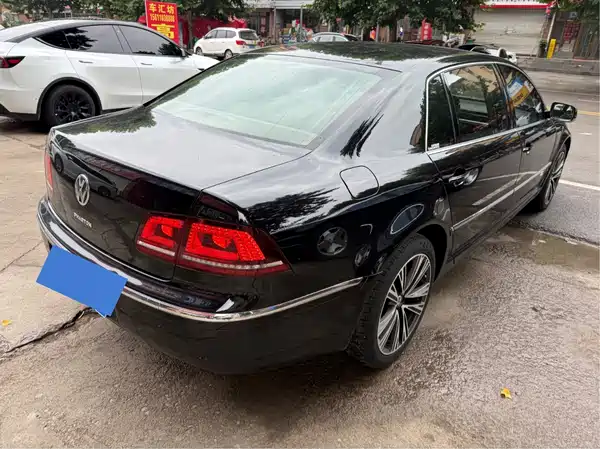 Volkswagen Phaeton 2016