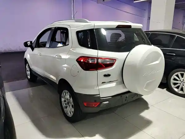 Ford EcoSport 2015