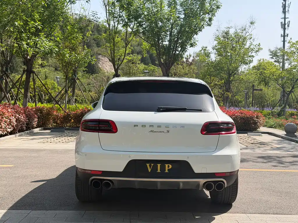 Porsche Macan 2017 — фото 20