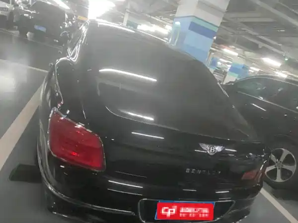 Bentley Flying Spur 2021