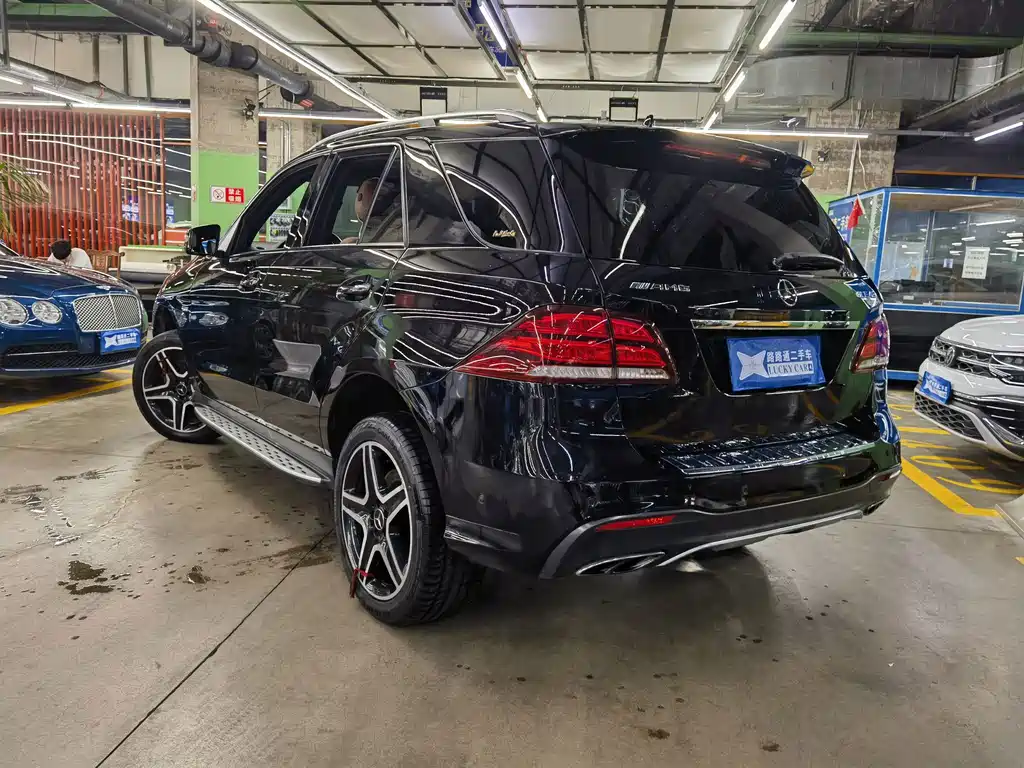Mercedes-Benz GLE AMG 2019 — фото 6