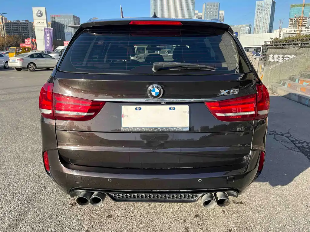 BMW X5 2018 — фото 18