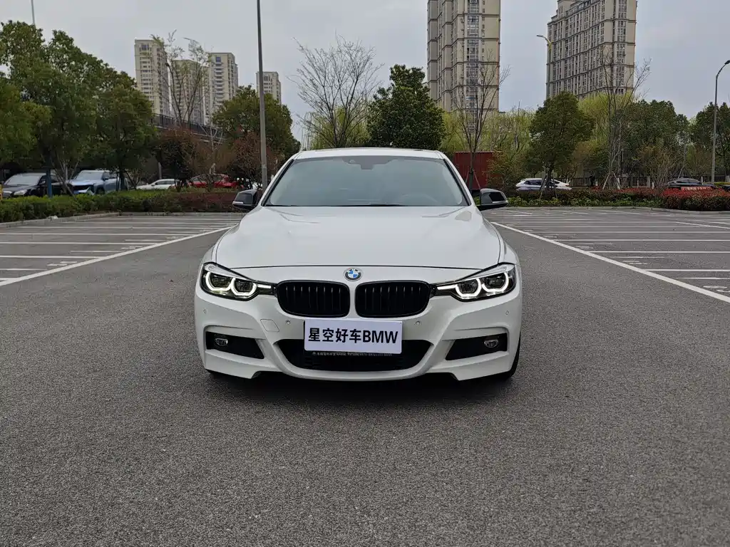 BMW 3 Series 2018 — фото 2