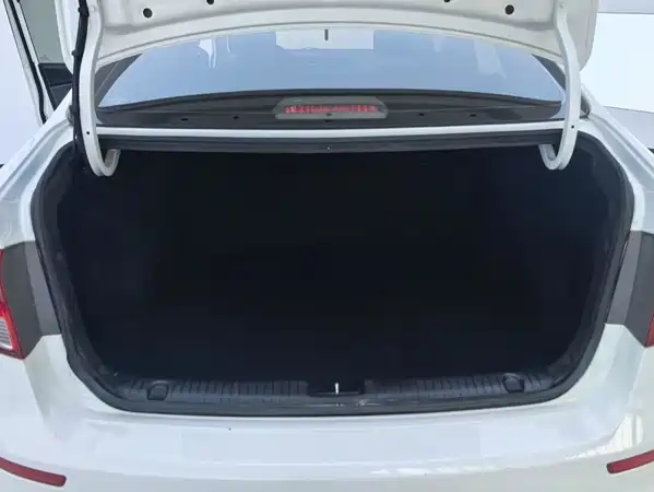 Kia K2 2016
