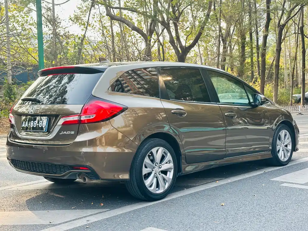 Honda Jade 2017 — фото 10