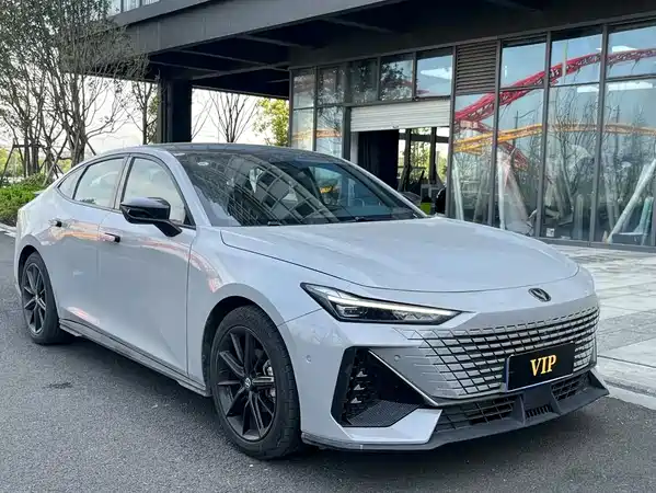 Changan UNI-V 2022