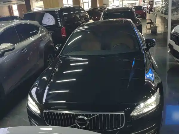 Volvo S90 2020