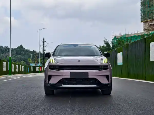 Lynk & Co 06 2022