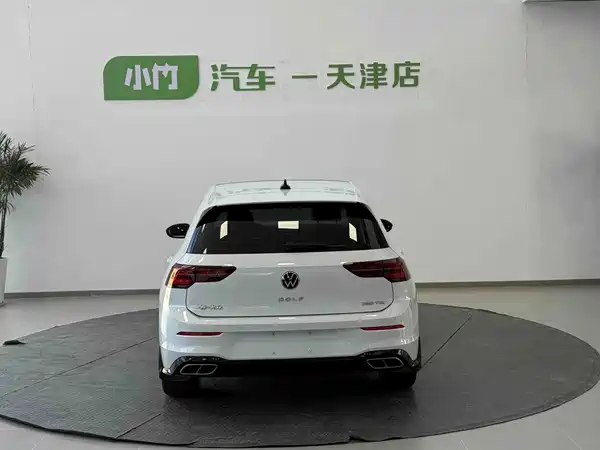 Volkswagen Golf 2022