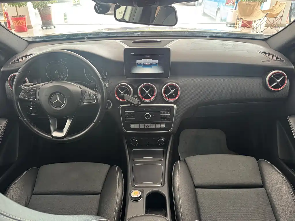 Mercedes-Benz A-Class 2016