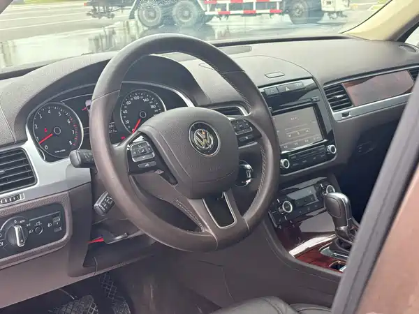 Volkswagen Touareg 2011