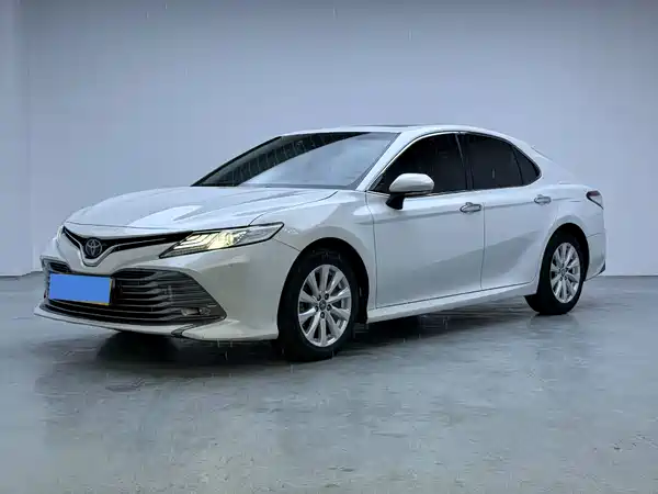 Toyota Camry 2019