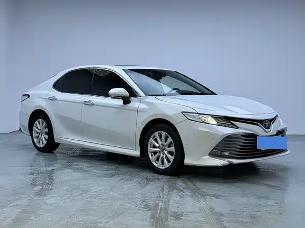 Toyota Camry 2019