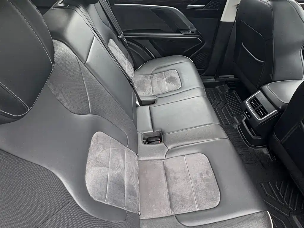 Haval H6 2023 — фото 12
