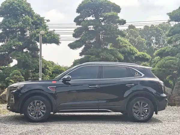 Hongqi HS5 2026