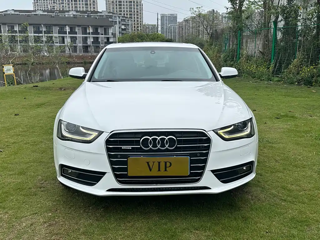 Audi A4L 2015 — фото 2