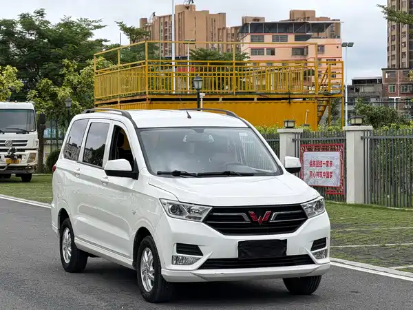 Wuling Hongguang 2024