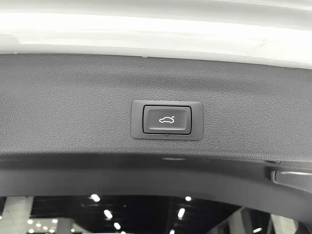 Audi Q3 2022 — фото 17