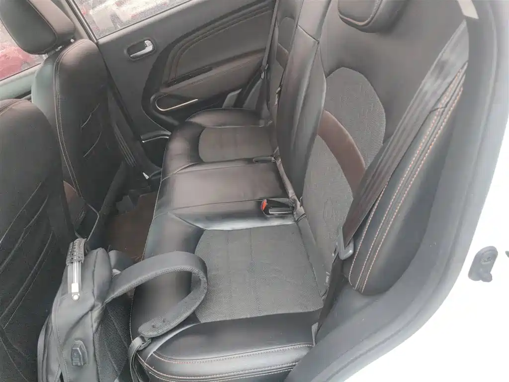 GAC Motor Trumpchi GS3 2018 — фото 17