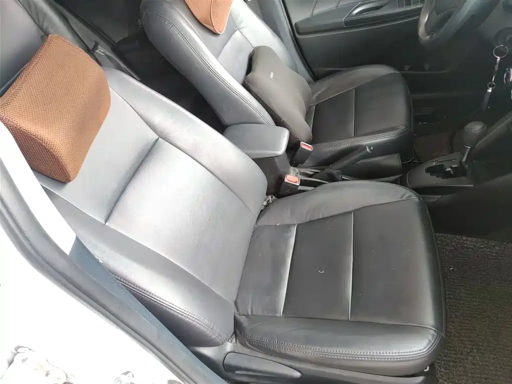 Toyota Yaris L 2019 — фото 25