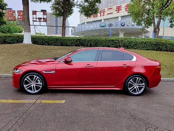 Jaguar XEL 2020