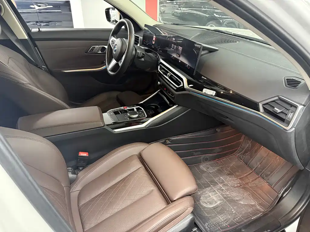 BMW i3 2024