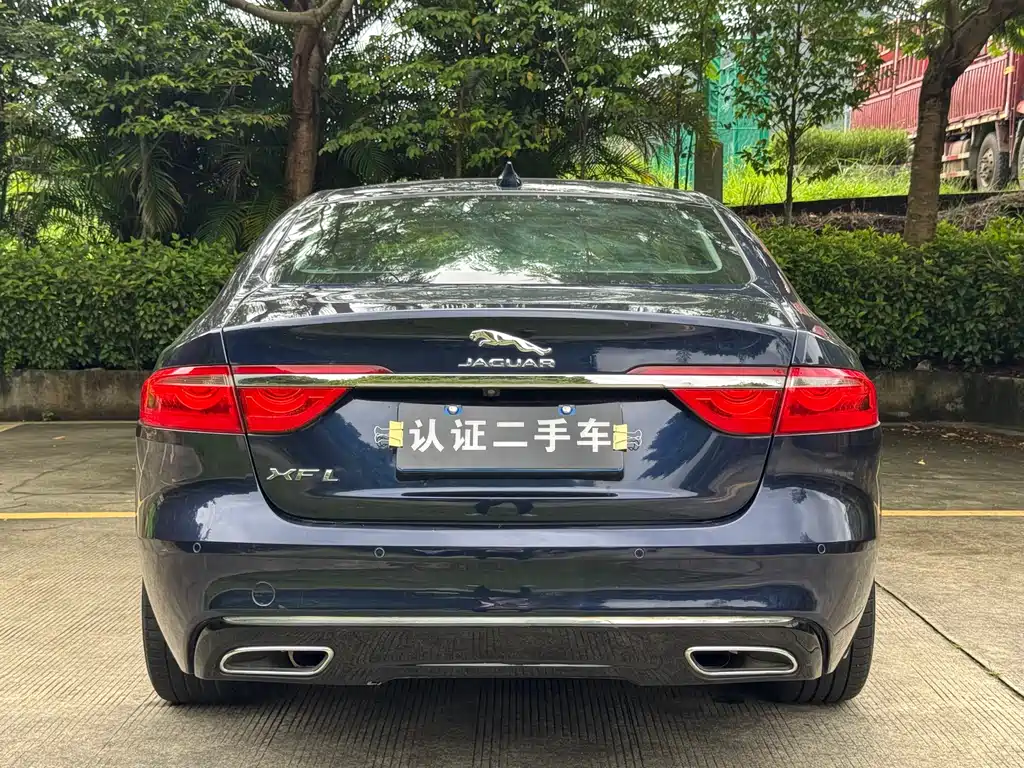 Jaguar XFL 2018 — фото 17