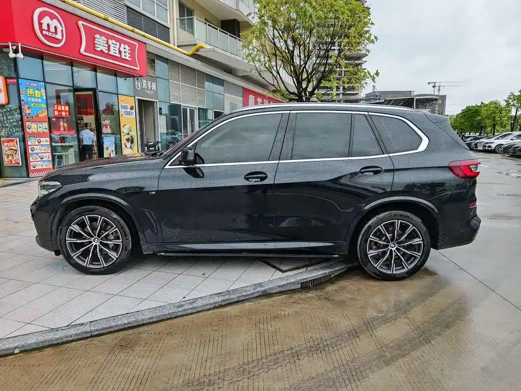 BMW X5 2022