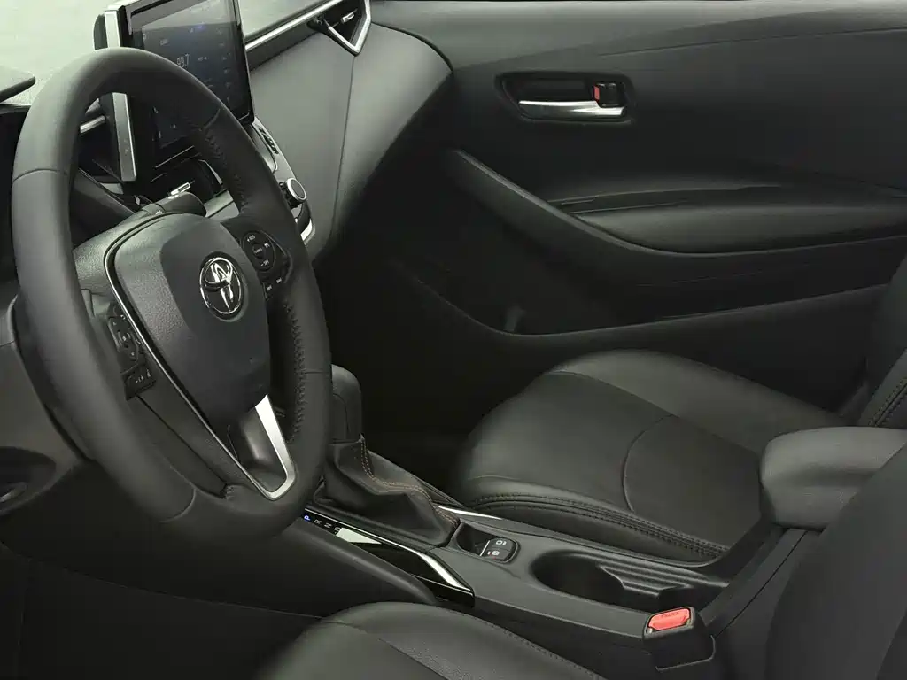Toyota Corolla 2022 — фото 10