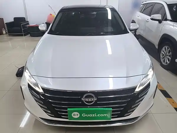 Nissan Teana 2023
