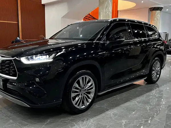 Toyota Highlander 2024