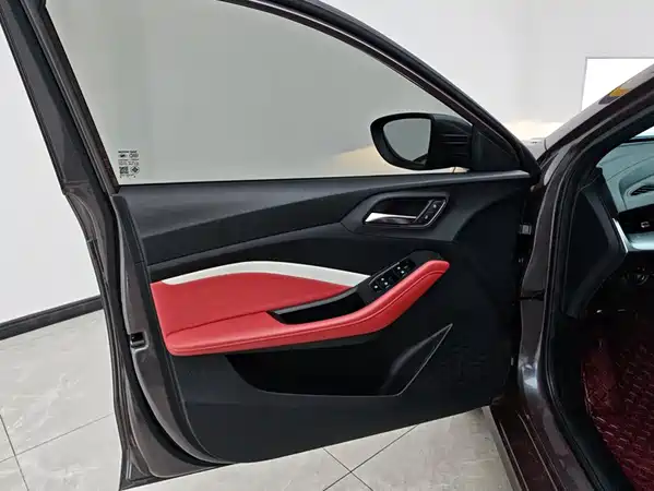 MG5 2022