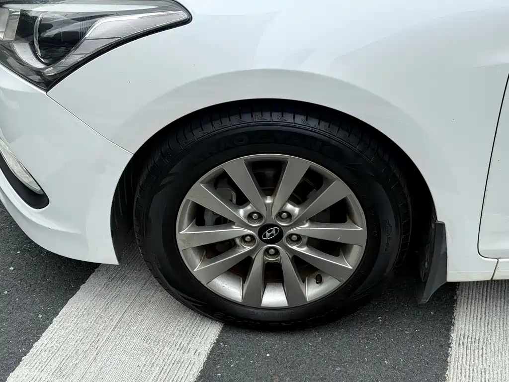 Hyundai Mistra 2016 — фото 19