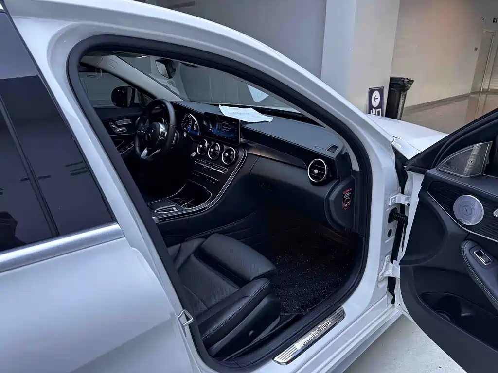 Mercedes-Benz C-Class 2021 — фото 14