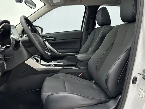 Mitsubishi Yige 2021