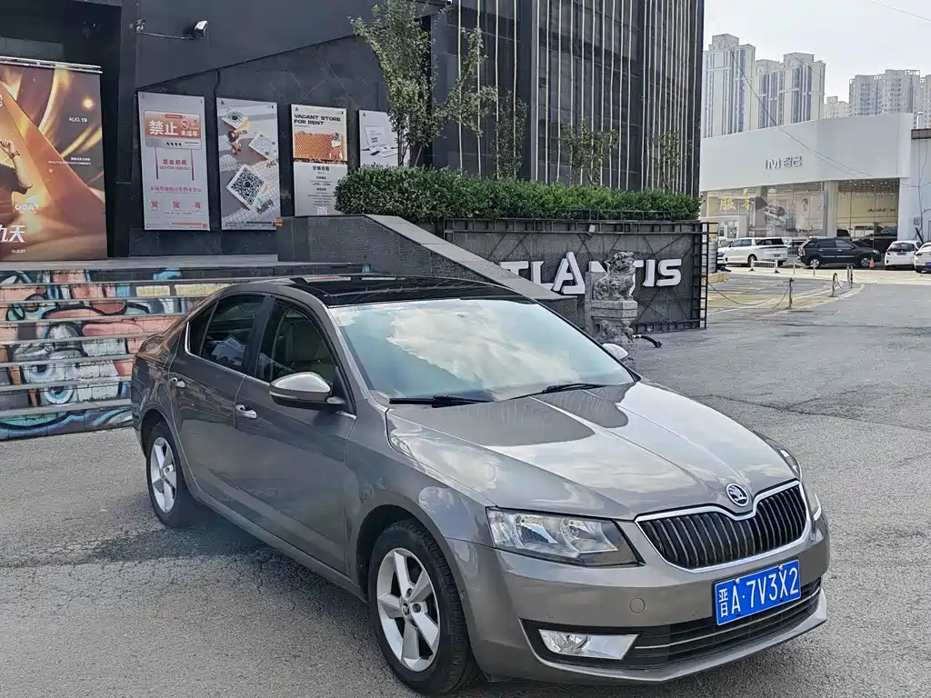 Skoda Octavia 2014 — фото 3