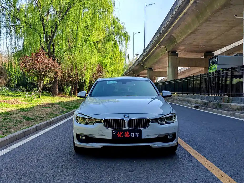 BMW 3 Series 2018 — фото 2
