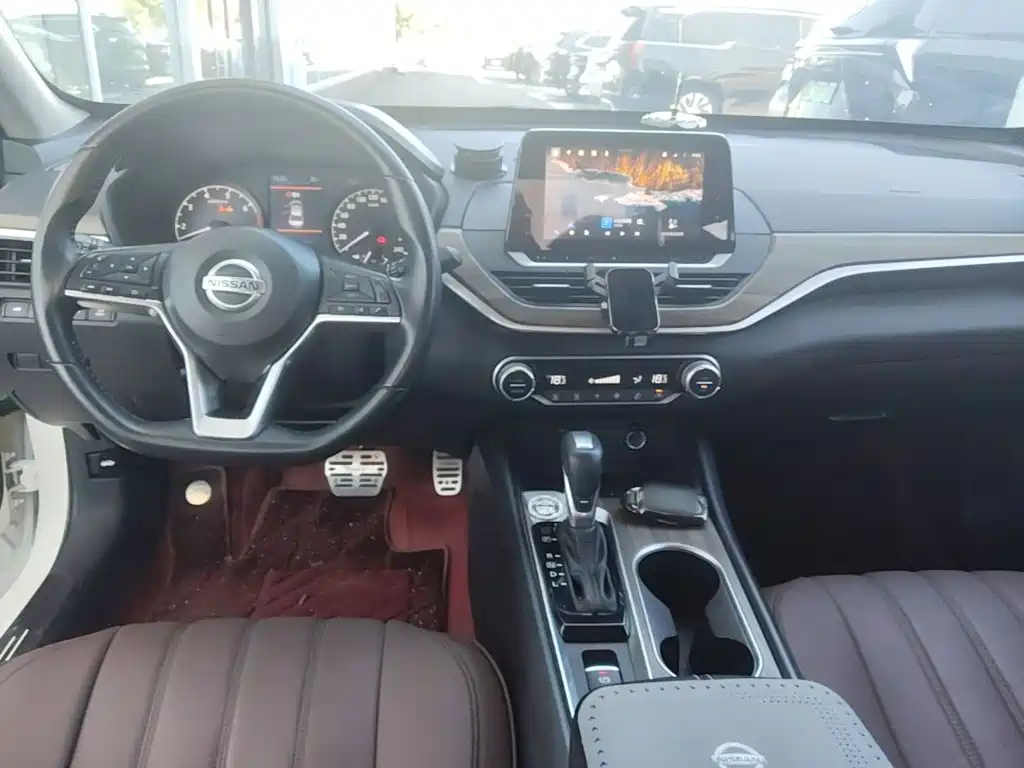 Nissan Teana 2021 — фото 10